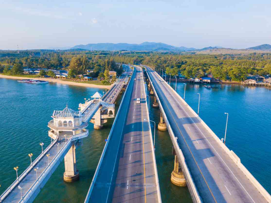 สะพานสารสิน