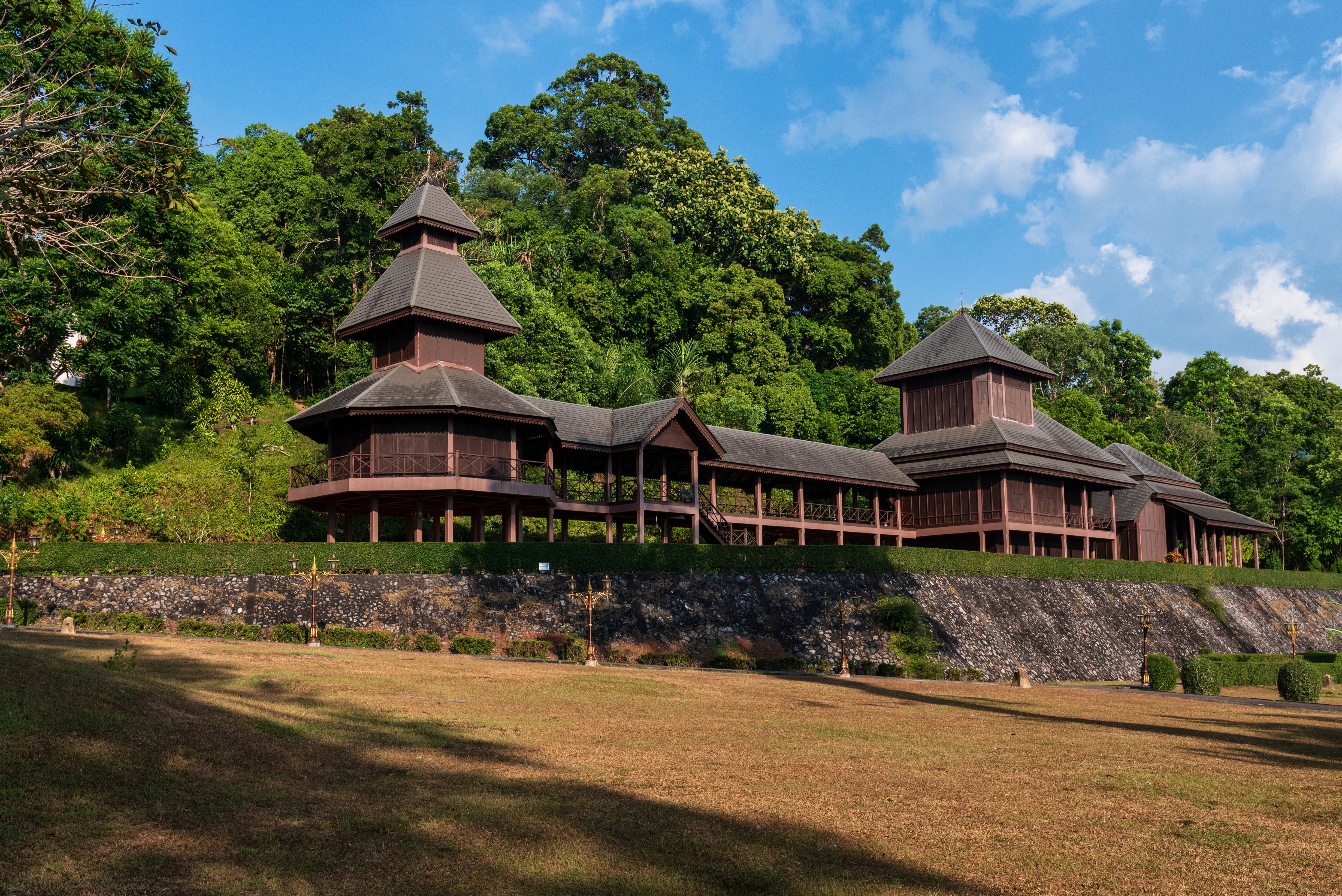 พระราชวังรัตนรังสรรค์ (จำลอง) · 3