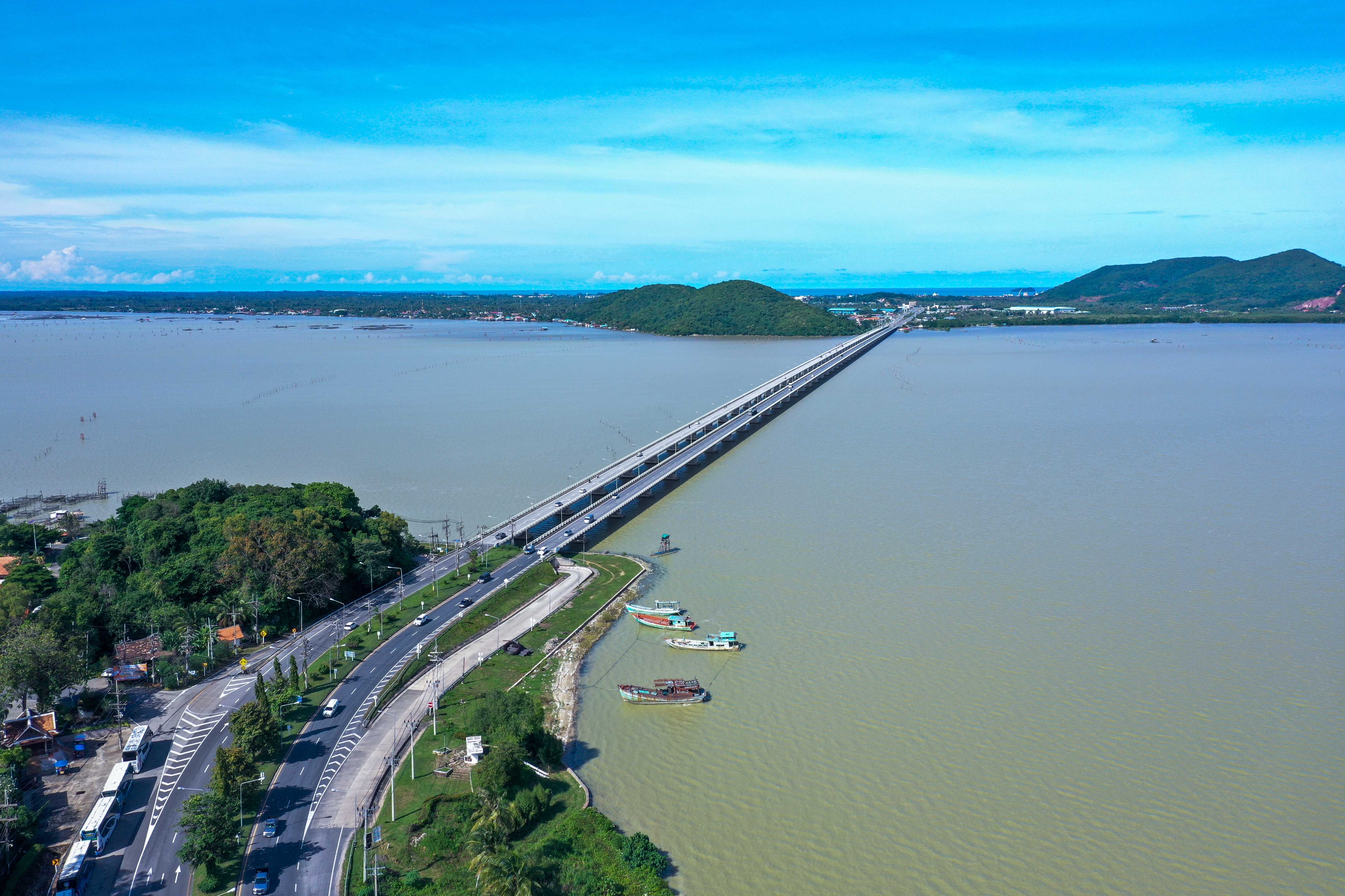 สะพานติณสูลานนท์ · 3
