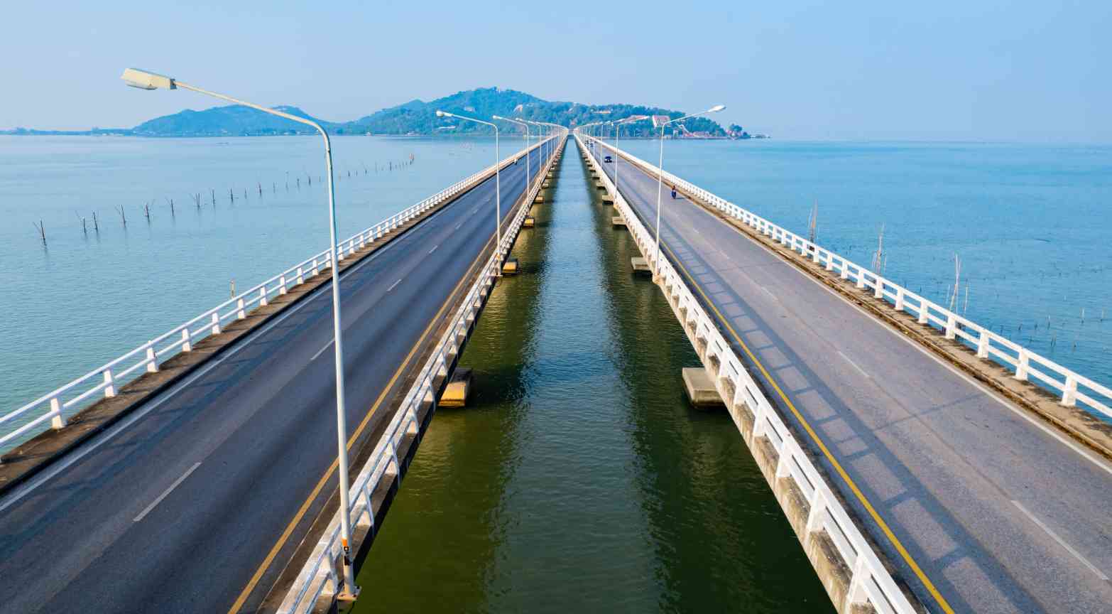 สะพานติณสูลานนท์