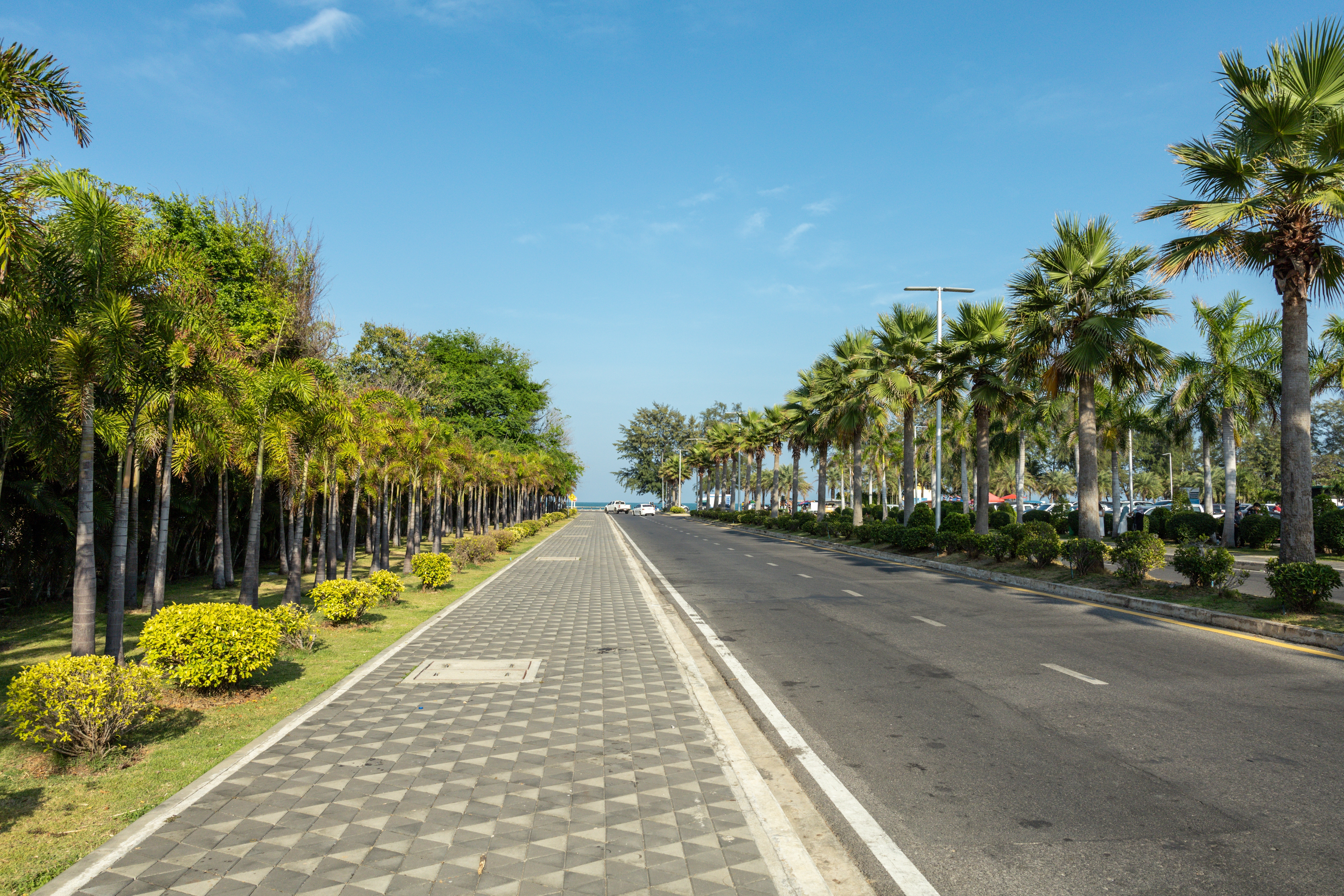 หาดชลาทัศน์ · 3