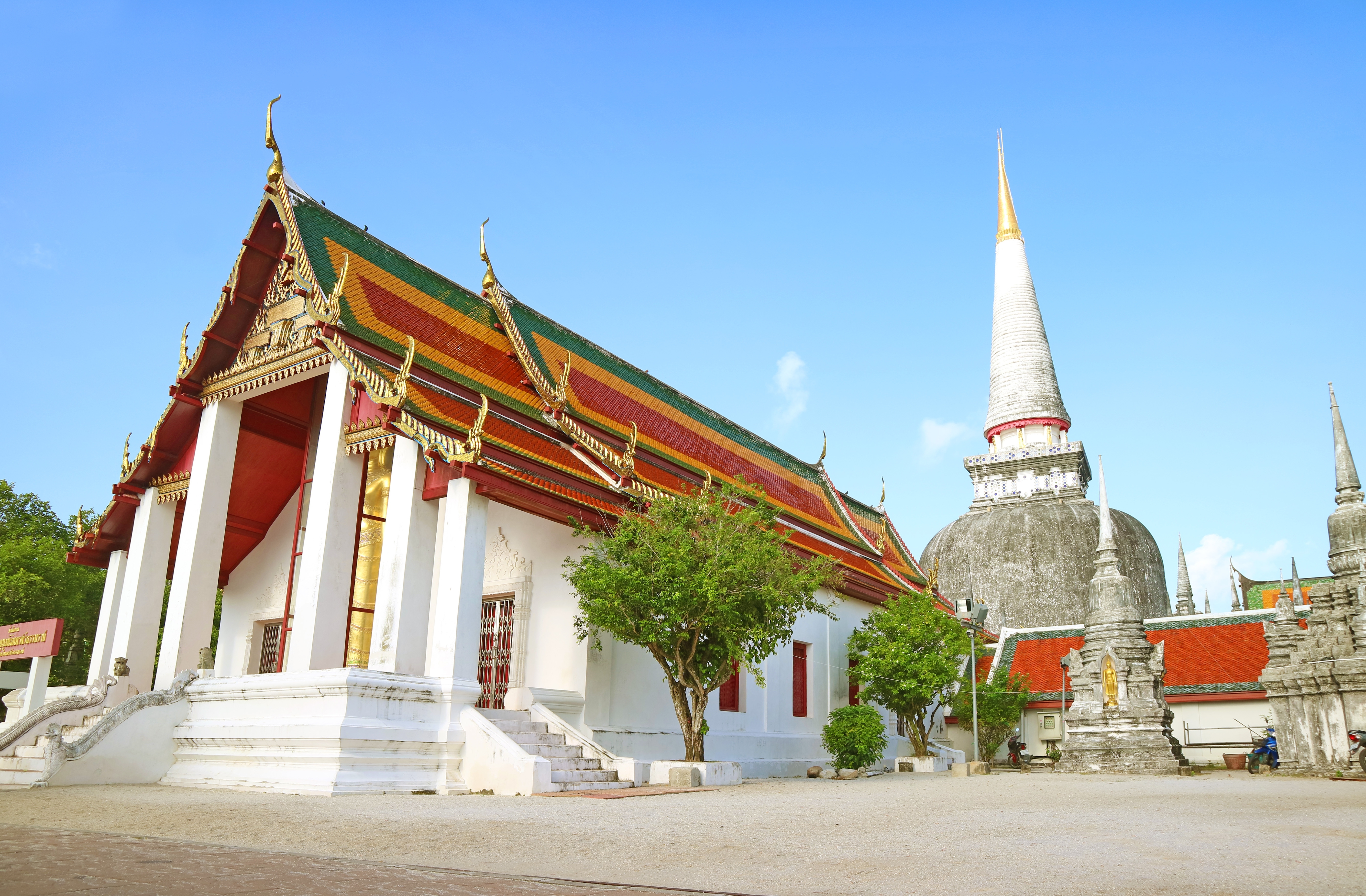 วัดพระมหาธาตุวรมหาวิหาร · 3