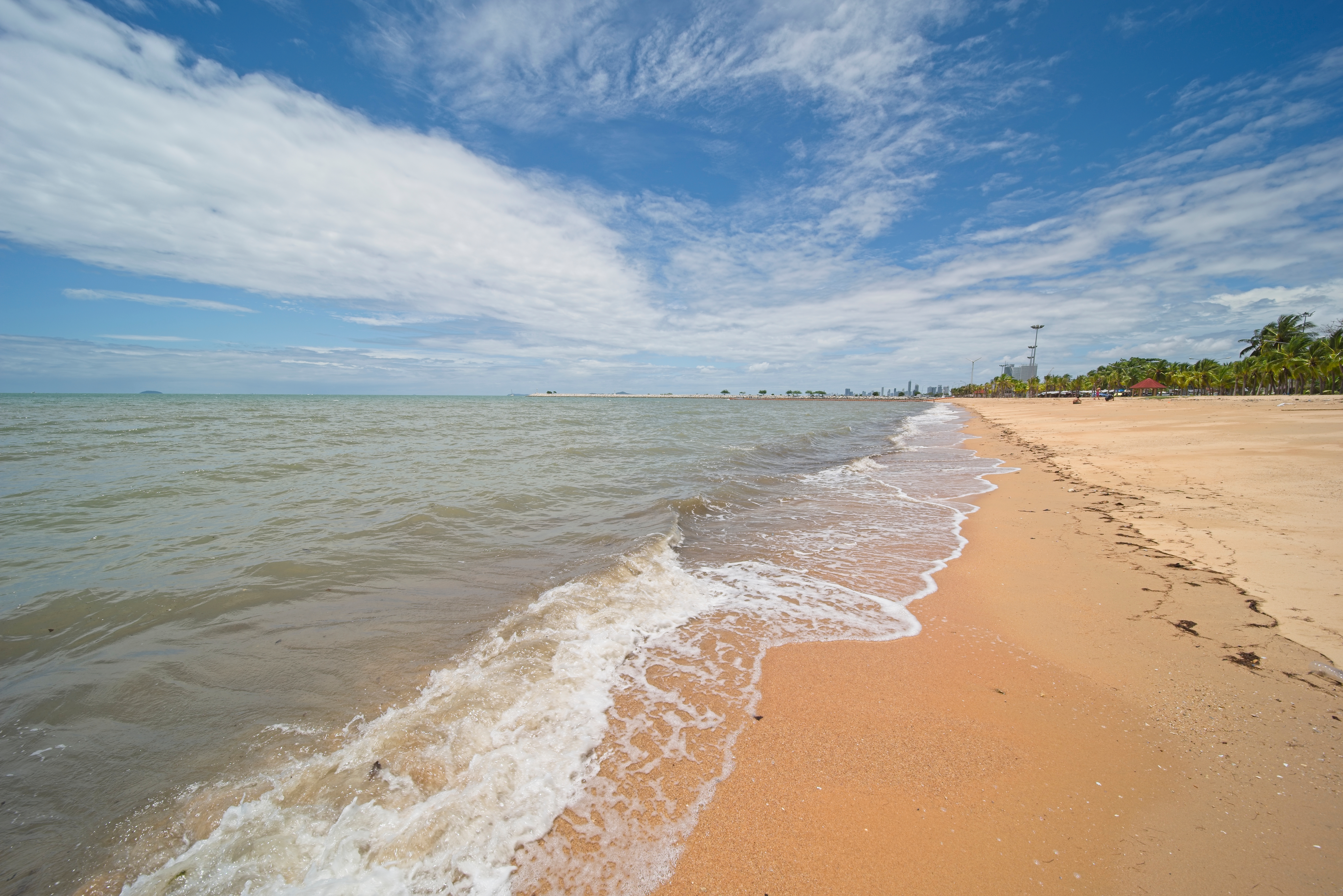 หาดบ้านอำเภอ · 4