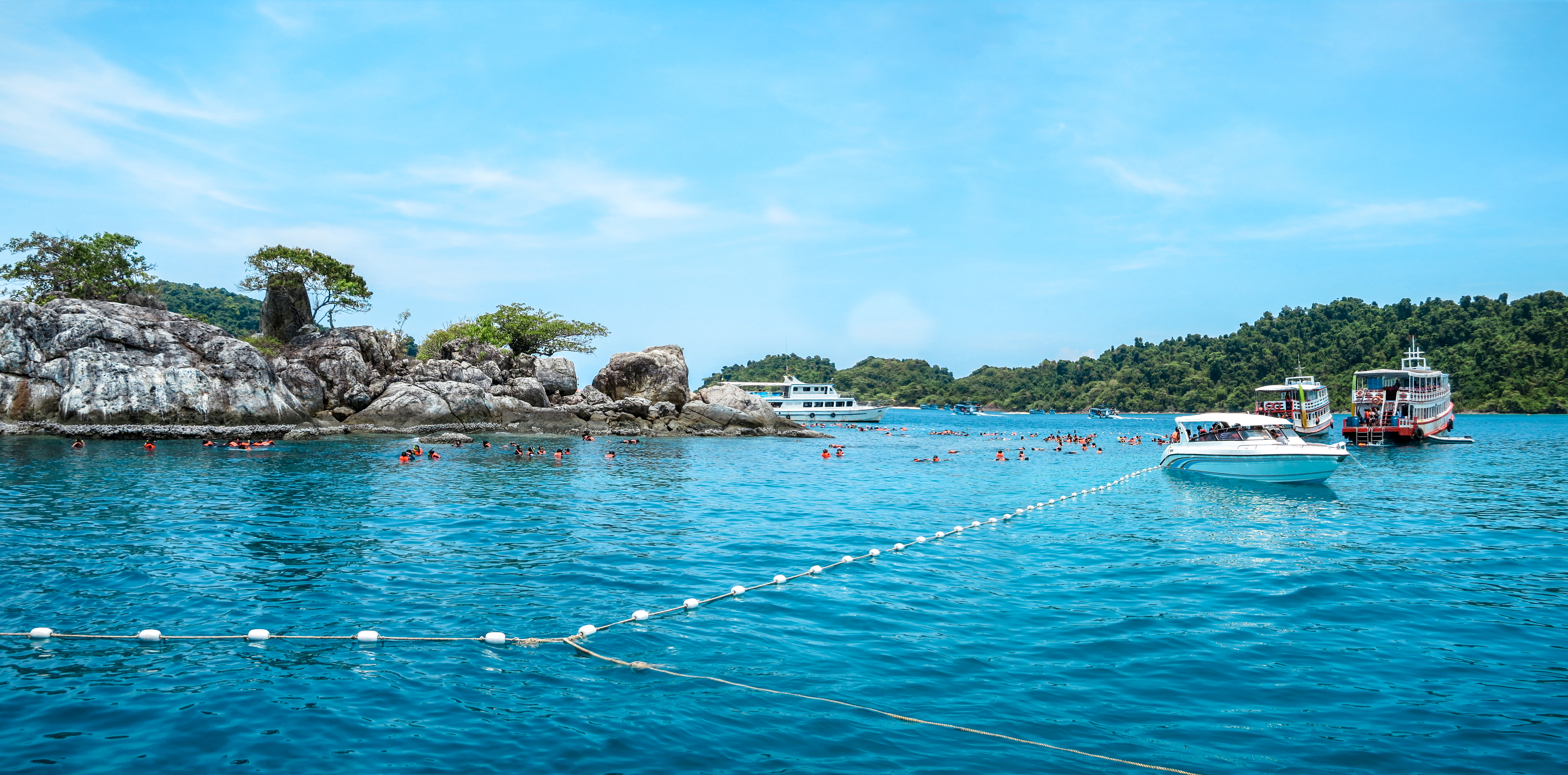 เกาะยักษ์ใหญ่ (หมู่เกาะรัง) · 2