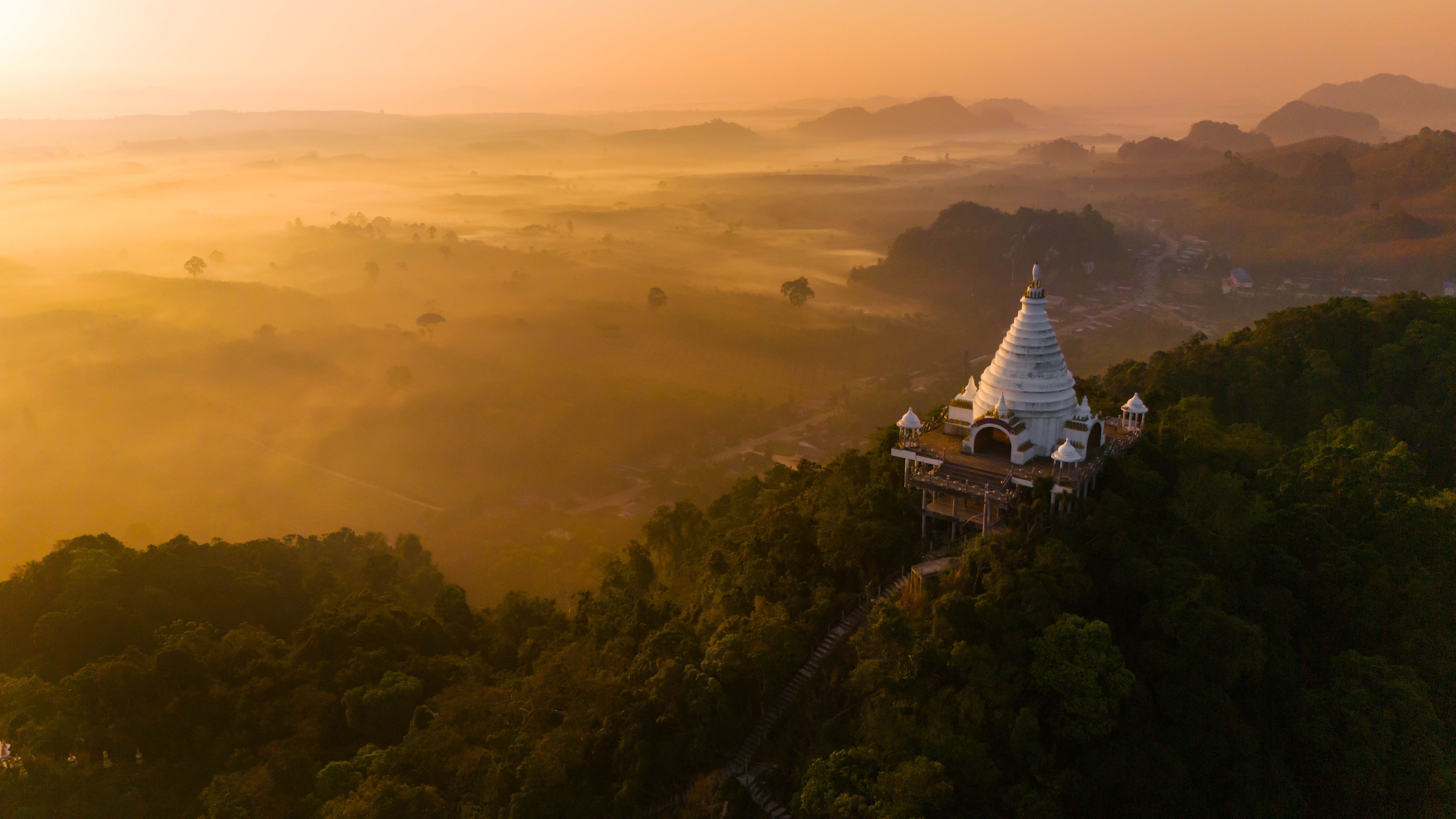 อุทยานธรรมเขานาในหลวง · 2