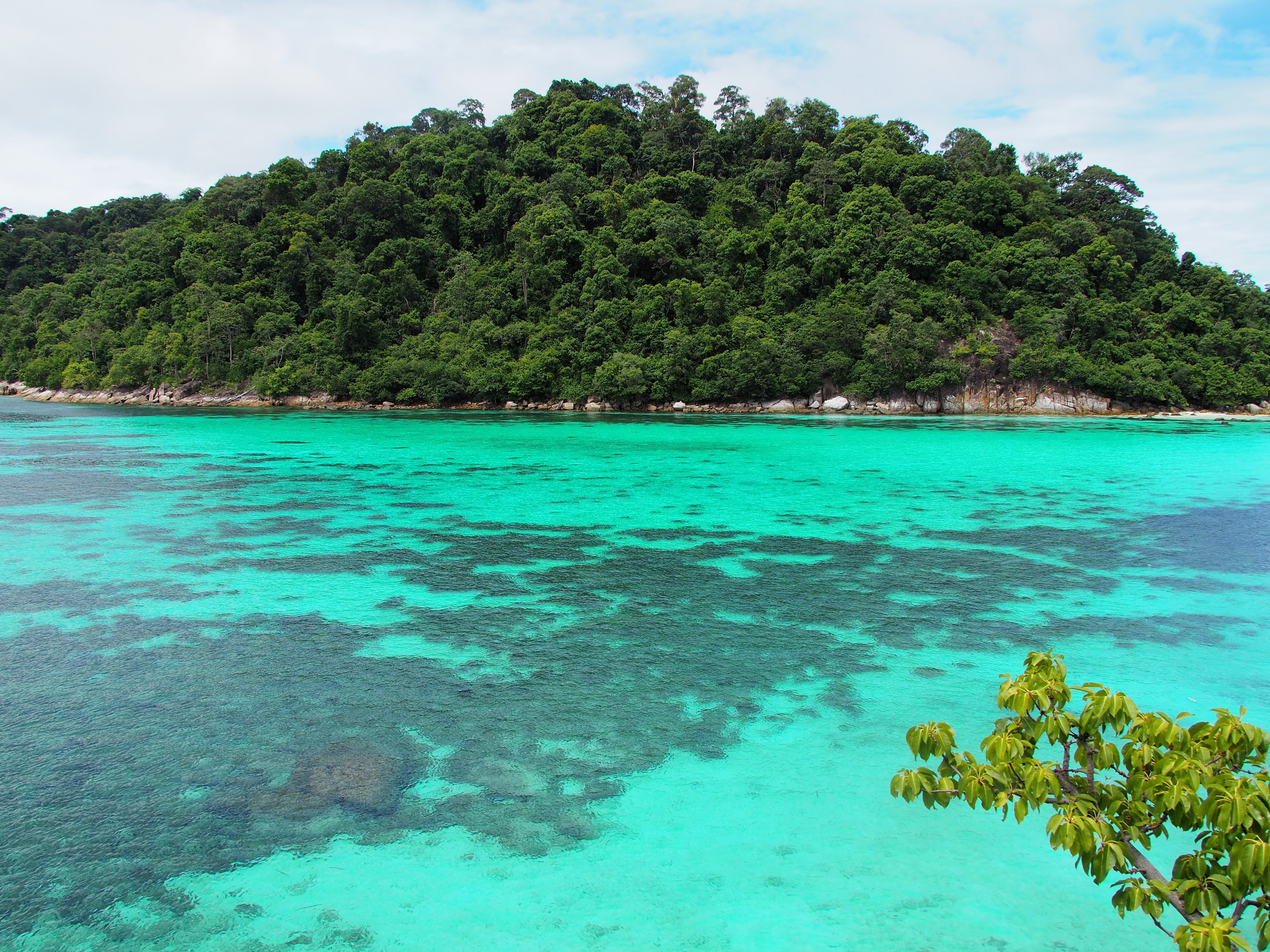 เกาะรอกลอย · 4