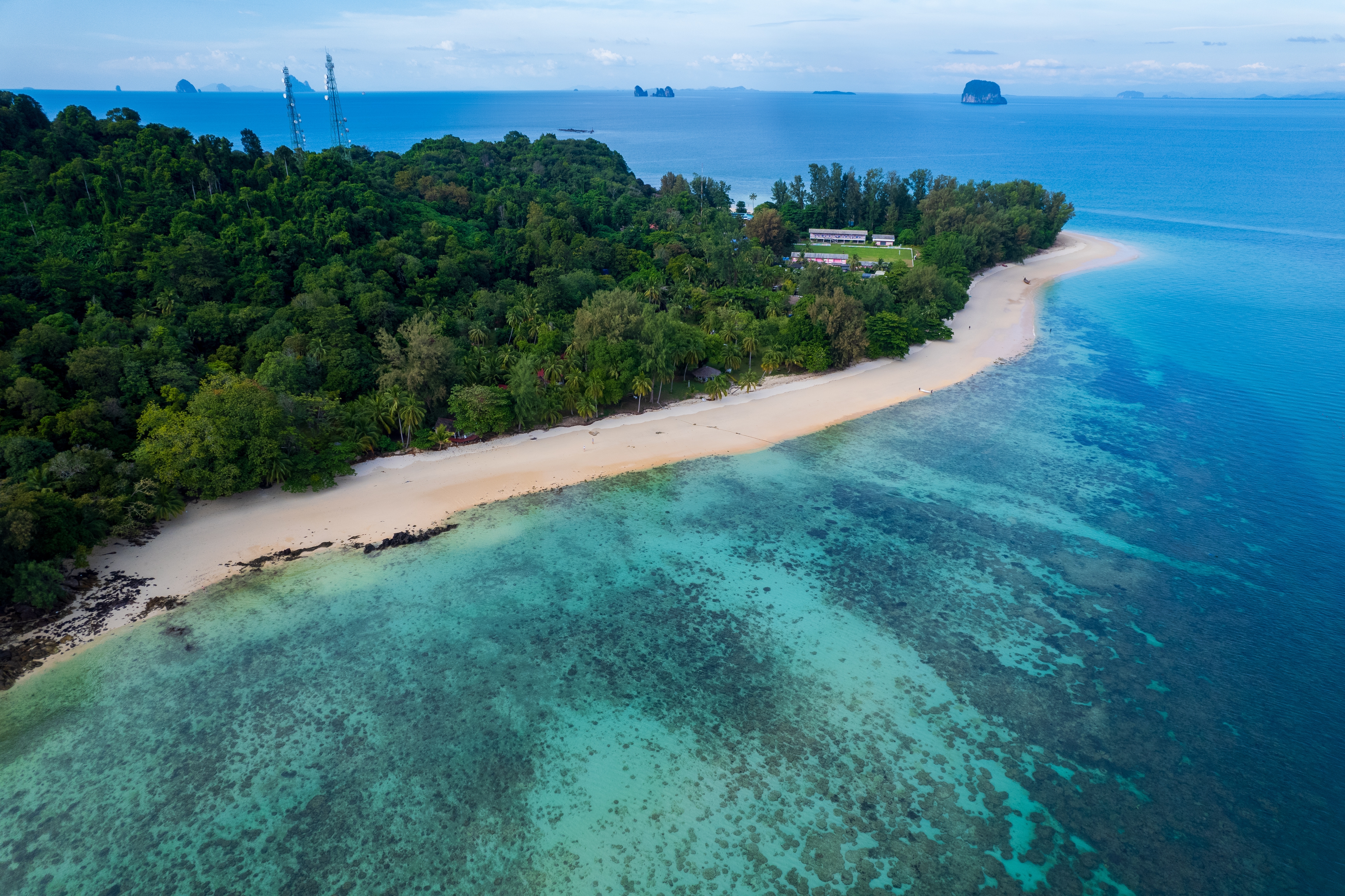 เกาะบุโหลน · 4