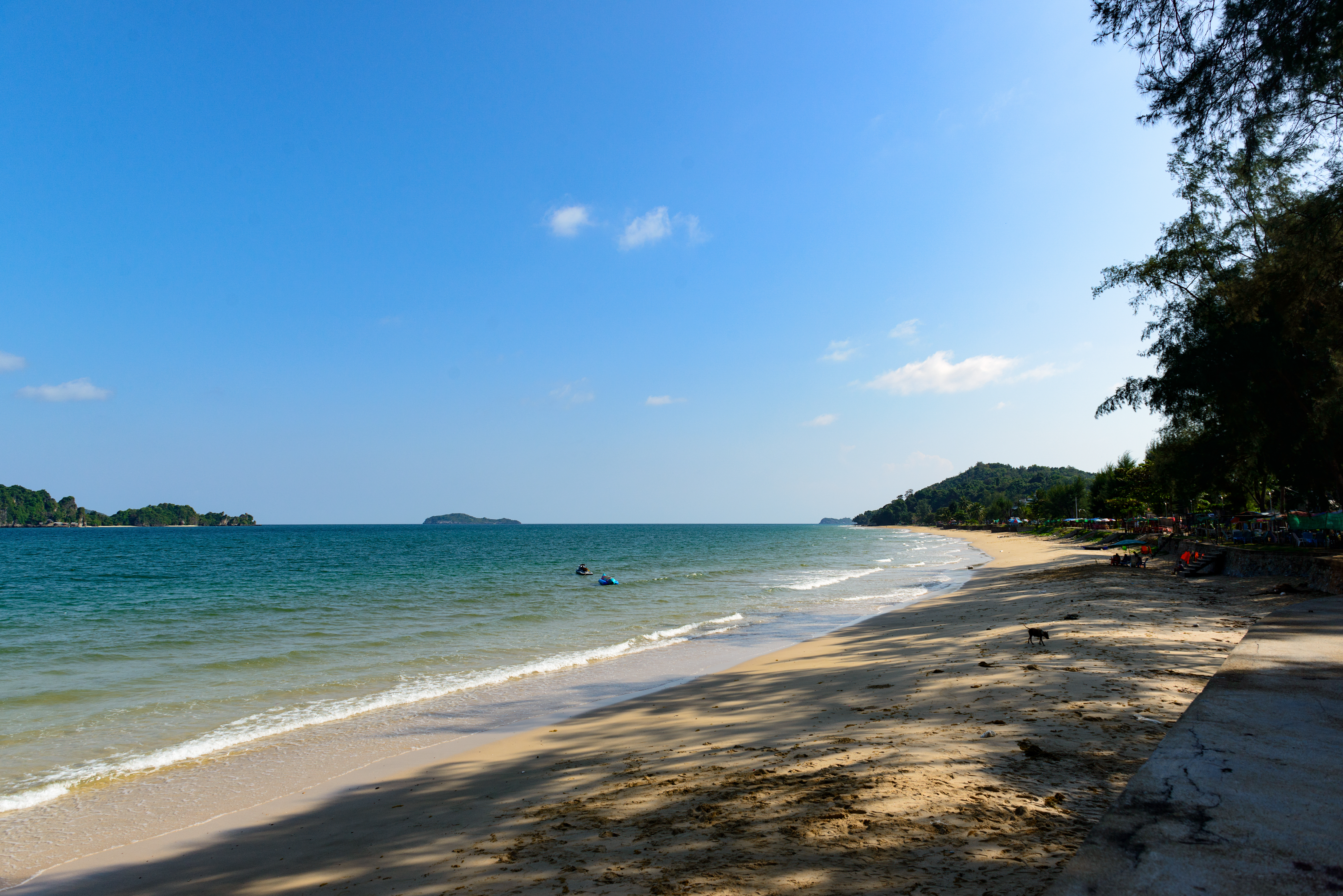 หาดทรายรี · 2