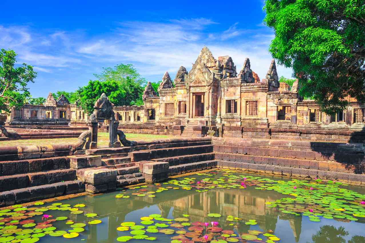 ปราสาทเมืองต่ำ