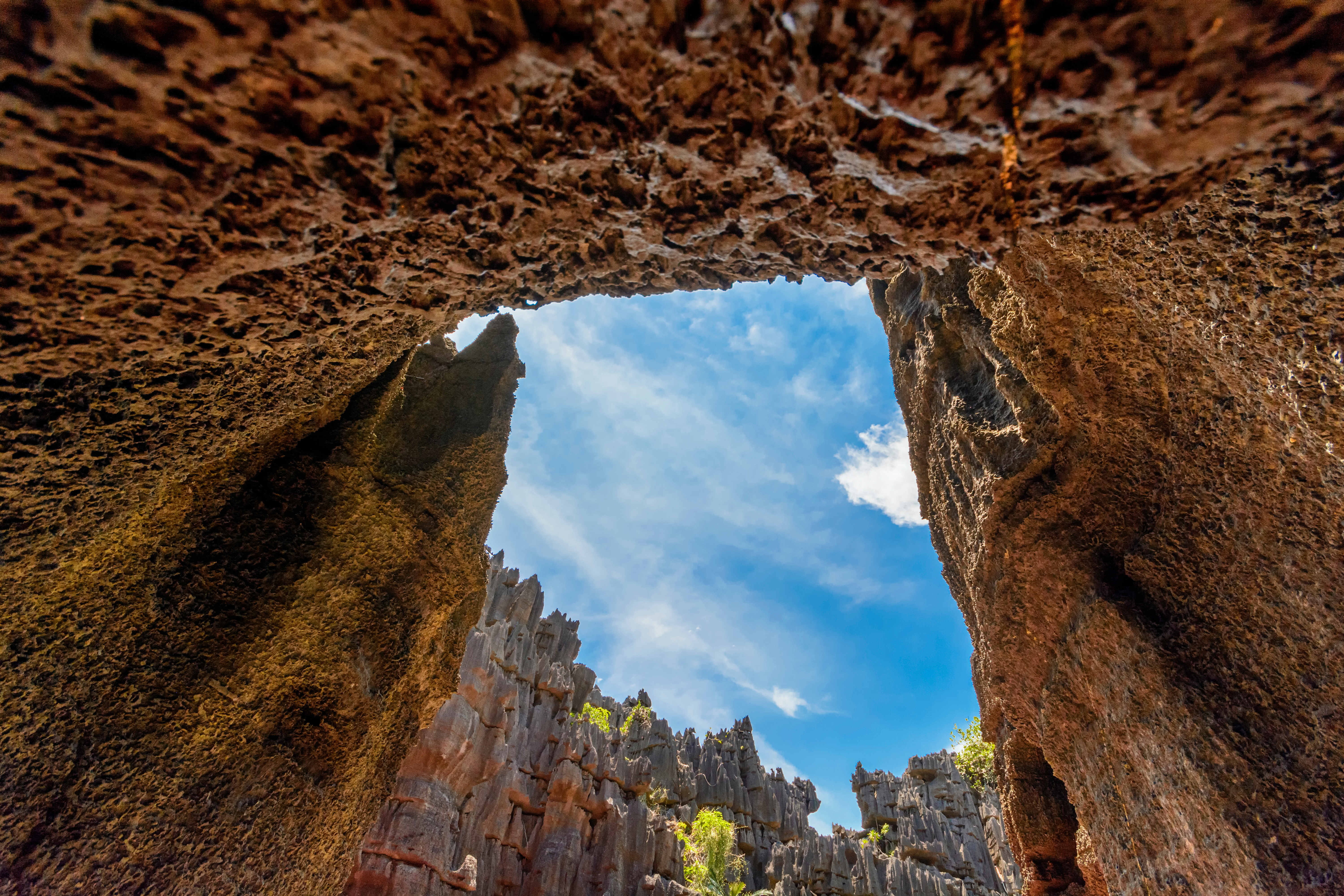 เกาะเขาใหญ่และปราสาทหินพันยอด · 4